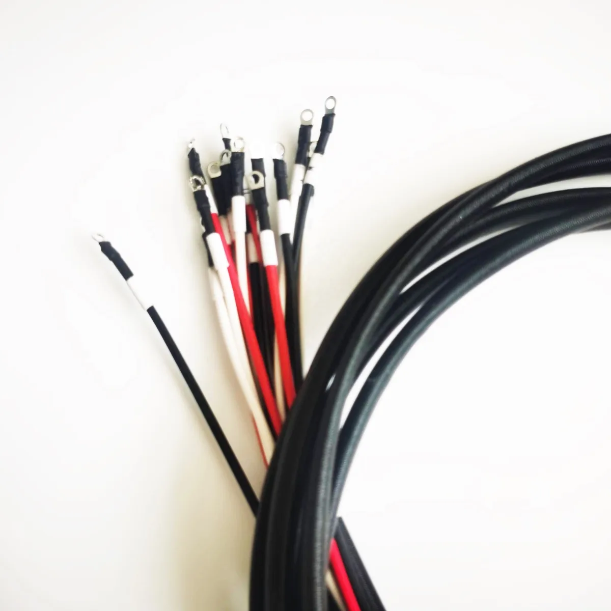 에어컨 압축기에 사용되는 전자 배선 하니스 - 영상 2